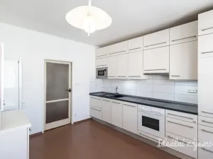 Pronájem bytu 2+1, Praha - Vinohrady, Vinohradská, 69 m2