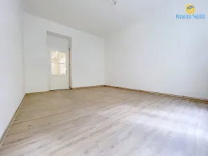 Pronájem bytu 2+1, Praha - Nusle, Ctiradova, 57 m2