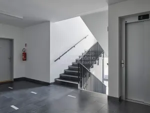 Pronájem bytu 1+kk, Praha - Střížkov, Střížkovská, 42 m2