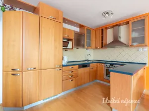 Pronájem bytu 3+kk, Jesenice, Za Rybníkem, 91 m2