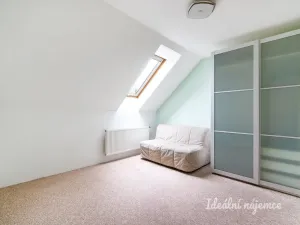 Pronájem bytu 3+kk, Jesenice, Za Rybníkem, 91 m2