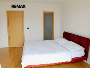 Pronájem bytu 2+kk, Vestec, Ve Stromkách, 106 m2