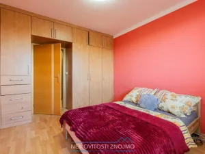 Prodej bytu 3+kk, Znojmo, Jarošova, 71 m2