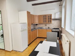 Pronájem bytu 2+kk, České Budějovice - České Budějovice 2, Husova tř., 61 m2