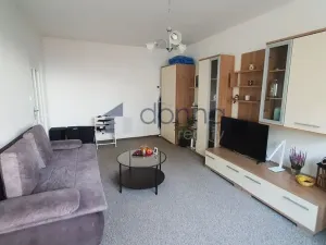 Pronájem bytu 2+1, Praha, Zvolská, 60 m2