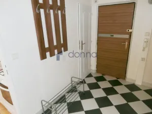 Pronájem bytu 2+1, Praha, Zvolská, 60 m2