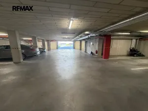 Prodej garážového stání, Slavkov u Brna, Zelnice II., 16 m2