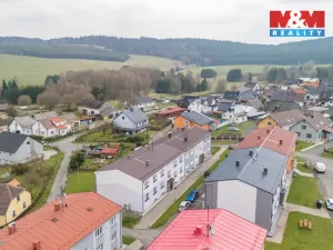 Prodej bytu 4+1, Lesná, 64 m2