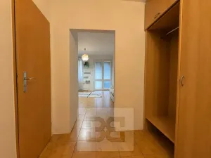 Pronájem bytu 2+kk, Brno, Valtická, 45 m2