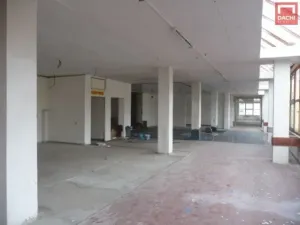 Prodej obchodního prostoru, Bruntál, Jesenická, 2199 m2