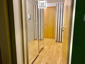 Pronájem bytu 2+kk, Praha - Žižkov, Pitterova, 45 m2