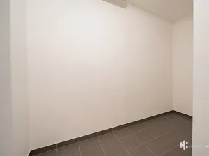 Pronájem bytu 1+kk, Praha - Hloubětín, Poděbradská, 35 m2
