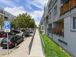 Pronájem bytu 2+kk, Praha - Uhříněves, Saturnova, 45 m2