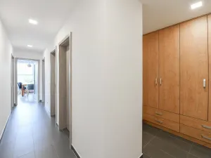 Pronájem bytu 3+kk, Praha - Vysočany, Strnadových, 78 m2