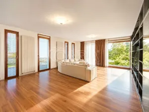 Prodej bytu 4+1, Praha - Bubeneč, Pod kaštany, 164 m2