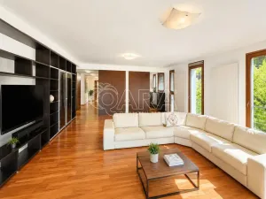 Prodej bytu 4+1, Praha - Bubeneč, Pod kaštany, 164 m2