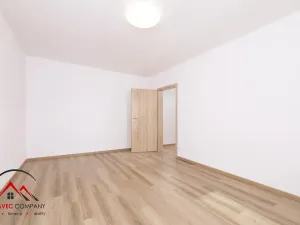 Pronájem bytu 1+1, Krnov, Seifertova, 36 m2