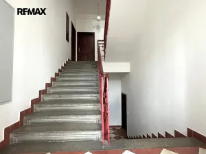 Pronájem bytu 2+kk, Praha - Vršovice, Tolstého, 56 m2
