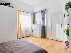 Pronájem bytu 2+1, Praha - Bubeneč, Bubenečská, 69 m2