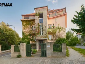 Pronájem bytu 2+1, Praha - Bubeneč, Bubenečská, 69 m2
