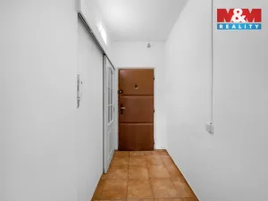 Prodej bytu 1+1, Děčín - Děčín VI-Letná, Školní, 40 m2