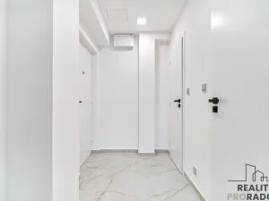 Prodej bytu 2+kk, Ostrava - Poruba, Průběžná, 45 m2