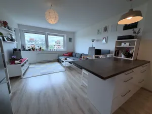Prodej bytu 2+kk, Praha - Letňany, Tupolevova, 58 m2