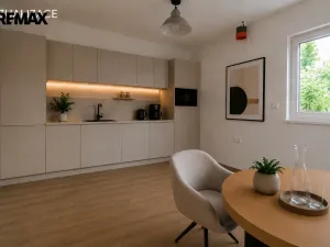 Pronájem kanceláře, Úvaly, Maroldova, 70 m2