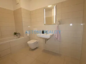 Pronájem bytu 2+kk, Praha - Modřany, K Vystrkovu, 68 m2