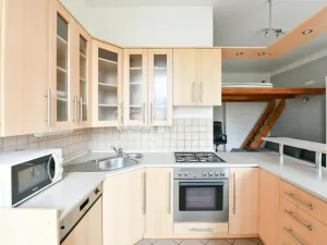 Pronájem bytu 1+kk, Praha - Strašnice, Kralická, 30 m2