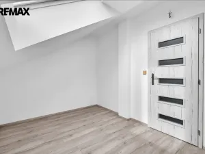 Prodej bytu 2+kk, Lanškroun - Žichlínské Předměstí, Dobrovského, 35 m2