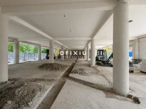Prodej obchodního prostoru, Kroměříž, Slovanské náměstí, 135 m2