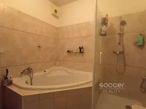 Pronájem bytu 3+1, Praha - Smíchov, Na Hřebenkách, 88 m2