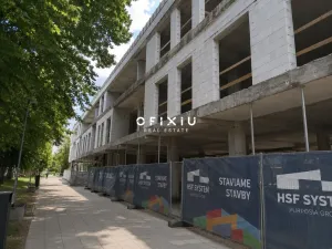 Pronájem obchodního prostoru, Kroměříž, Slovanské náměstí, 185 m2
