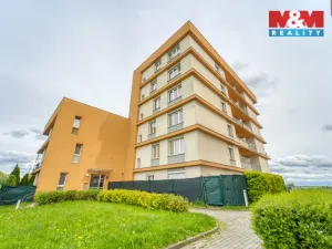 Prodej bytu 1+kk, Praha, Na Výrovně, 38 m2