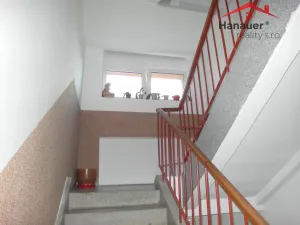 Pronájem bytu 2+1, Ústí nad Labem - Bukov, Dukelských hrdinů, 57 m2