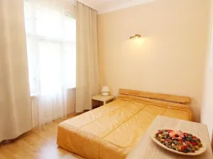 Pronájem bytu 4+kk, Praha - Vinohrady, Kolínská, 145 m2