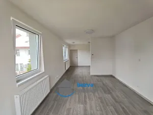 Pronájem bytu 1+kk, Pardubice, Jana Palacha, 49 m2