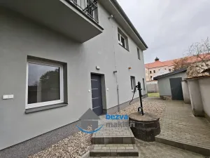 Pronájem bytu 1+kk, Pardubice, Jana Palacha, 49 m2