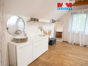 Pronájem obchodního prostoru, Hradec Králové - Kukleny, Pražská třída, 23 m2
