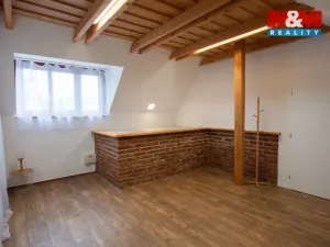 Pronájem obchodního prostoru, Hradec Králové - Kukleny, Pražská třída, 23 m2