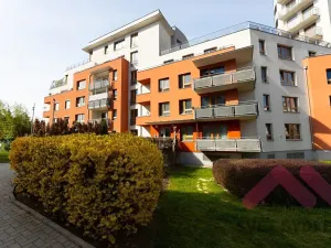 Pronájem bytu 3+kk, Praha - Záběhlice, Mattioliho, 81 m2