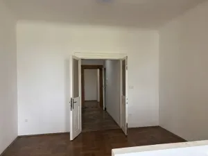 Pronájem bytu 2+1, Hradec Králové, Velké náměstí, 88 m2