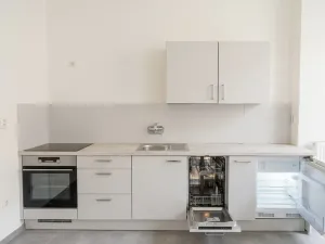 Pronájem bytu 2+1, Hradec Králové, Velké náměstí, 88 m2