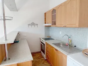 Prodej bytu 2+kk, Praha, Vyšší, 52 m2