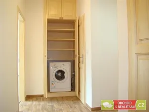 Pronájem bytu 2+kk, Praha, Zikova, 49 m2