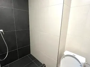 Pronájem bytu 1+kk, Praha - Radotín, Vrážská, 29 m2
