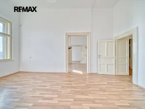 Prodej bytu 3+1, Praha - Smíchov, Janáčkovo nábřeží, 115 m2