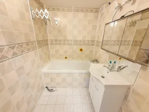 Pronájem bytu 3+1, Praha - Motol, Hennerova, 76 m2