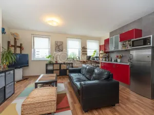 Pronájem bytu 2+kk, Praha - Krč, Na strži, 47 m2